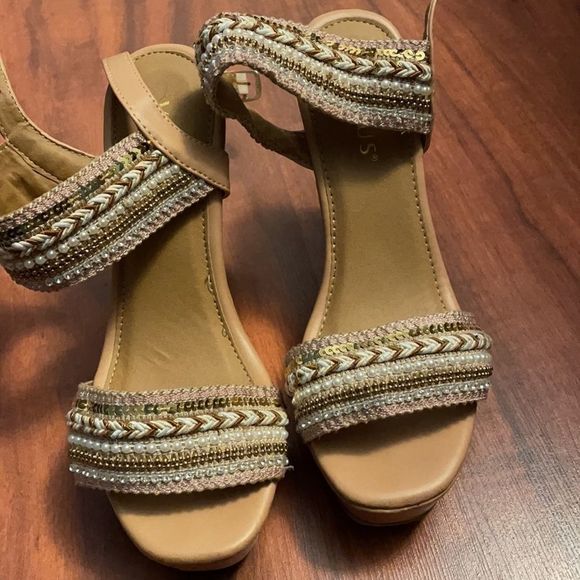 Embellished Wedges - Picture 2 of 3